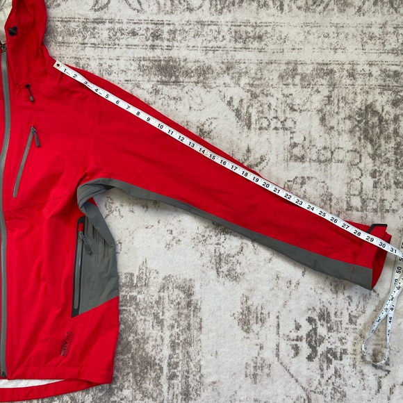 Mammut Men's Medium Red and Gray Jacket - Picture 11 of 12